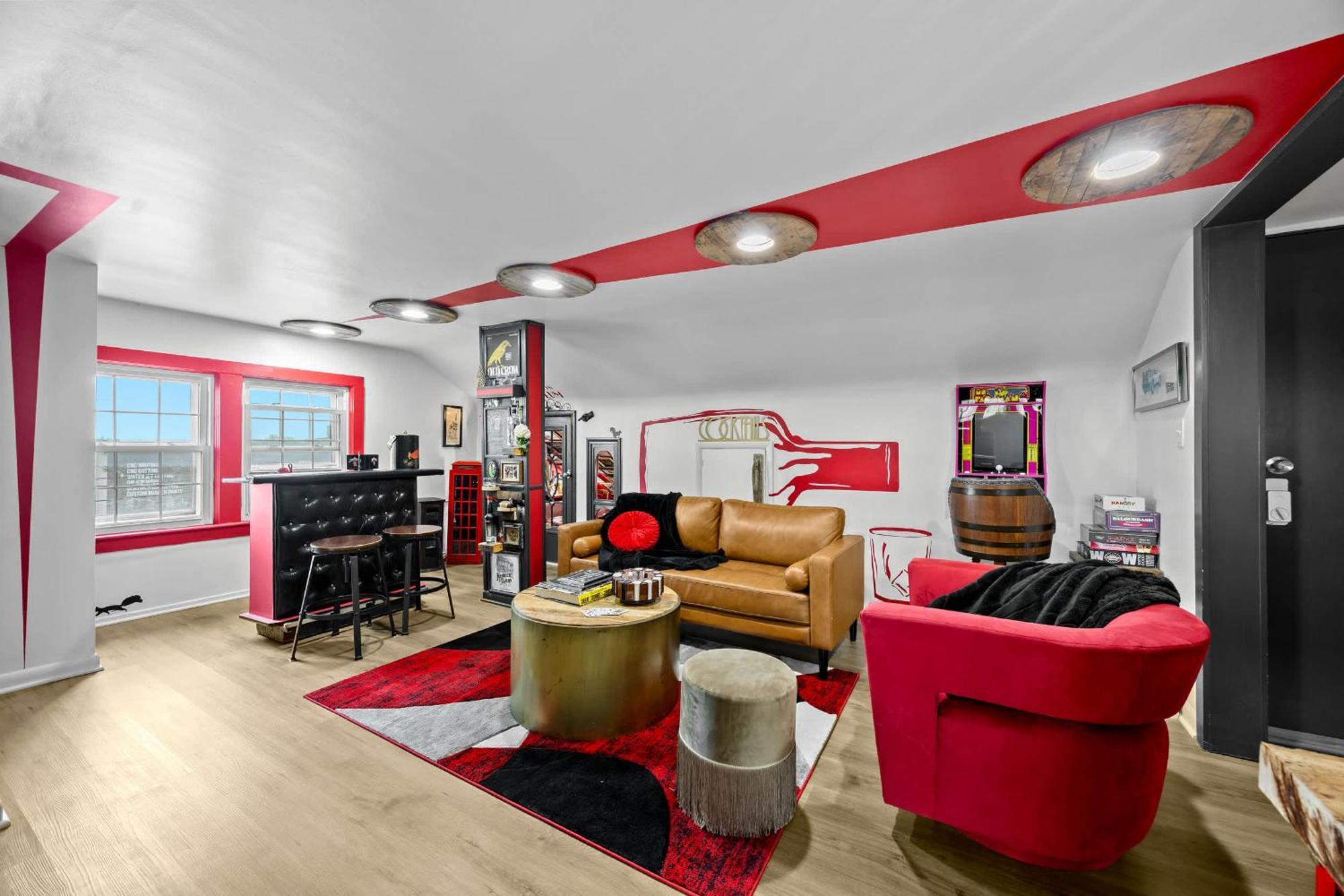 5 Spacious Units Close To Downtown & Expo Center * Louisville