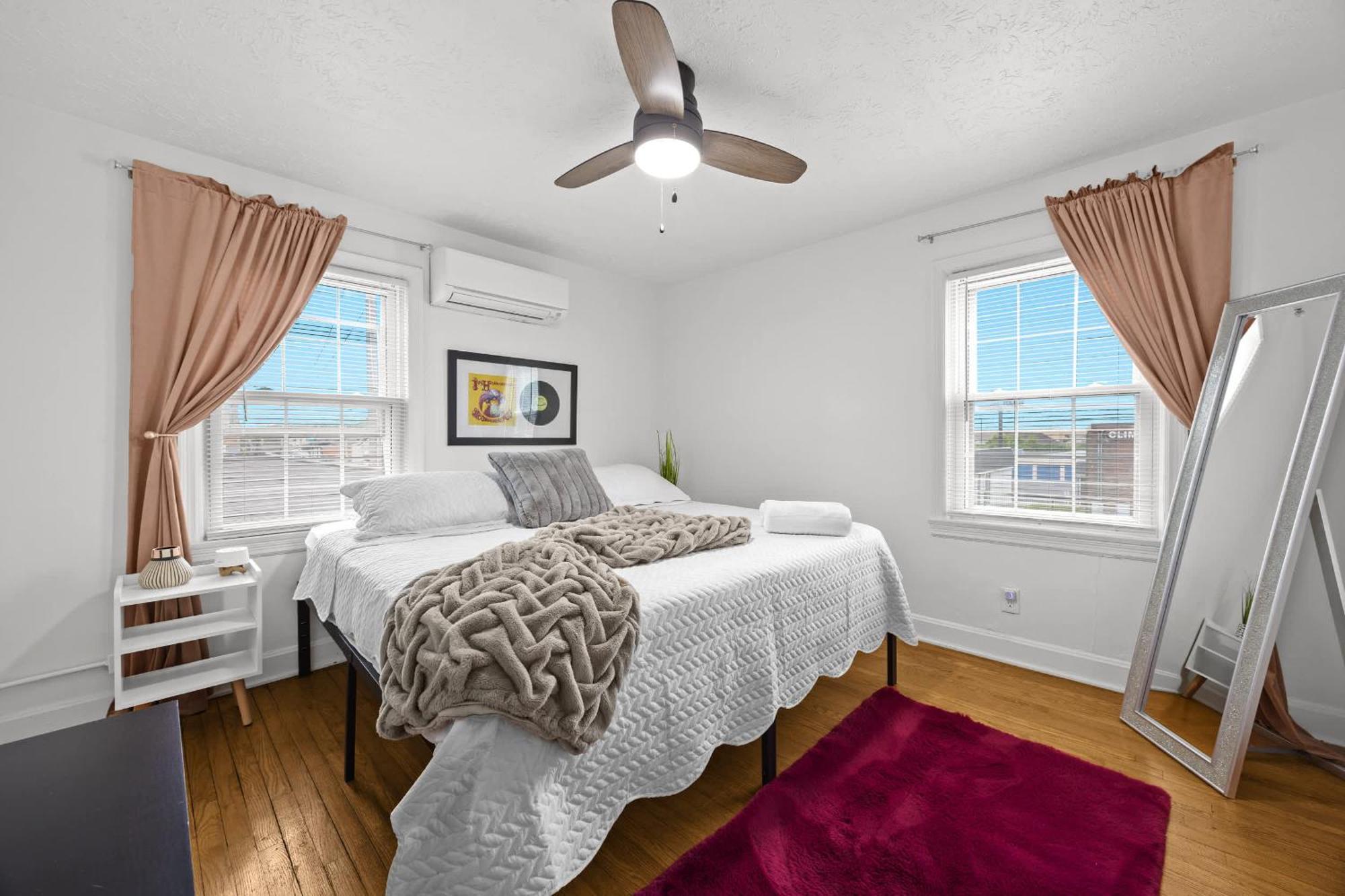 Apartment 5 Spacious Units Close To Downtown & Expo Center Louisville